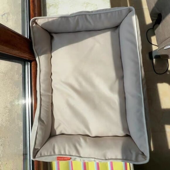 Rectangular Beige Pet Bed - Picture 1 of 1